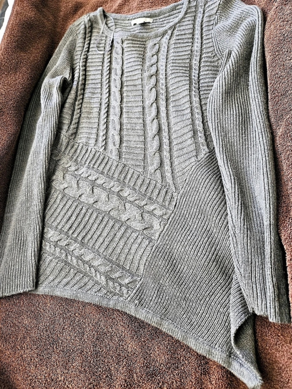 Dana Buchman Cable Knit Crew Neck Sweater Size Large Like New
